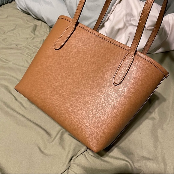 Coach Small City Tote - Picture 3 of 14